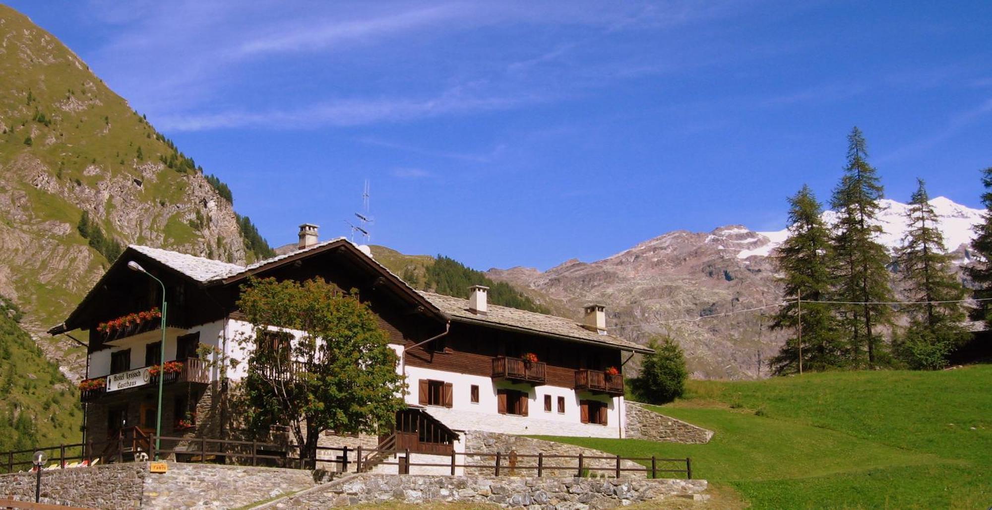 Hotel Lysjoch グレッソネイ・ラ・トリニテ エクステリア 写真